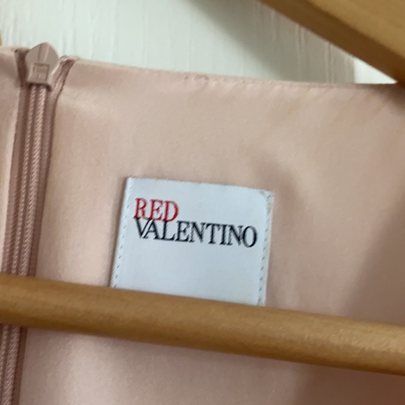 Red Valentino dress. Very good condition. Size US 6 - Picture 2 of 3